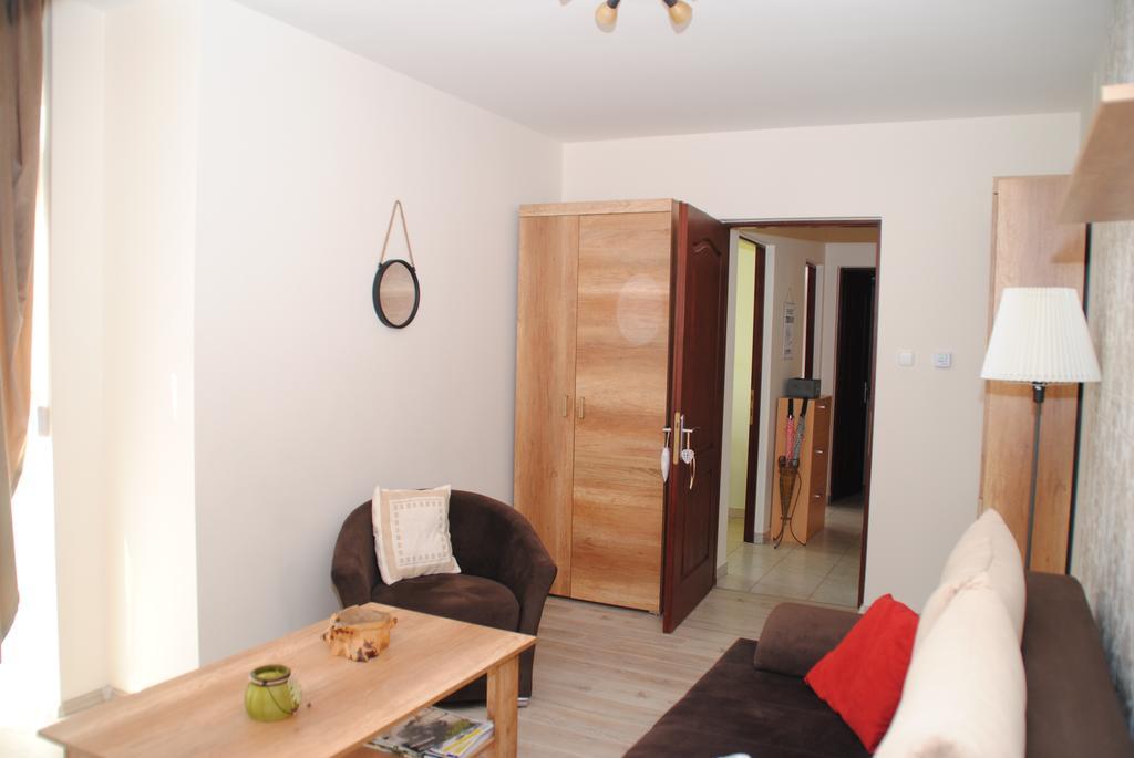 Appartement Szamoca Apartman à Szeged Extérieur photo